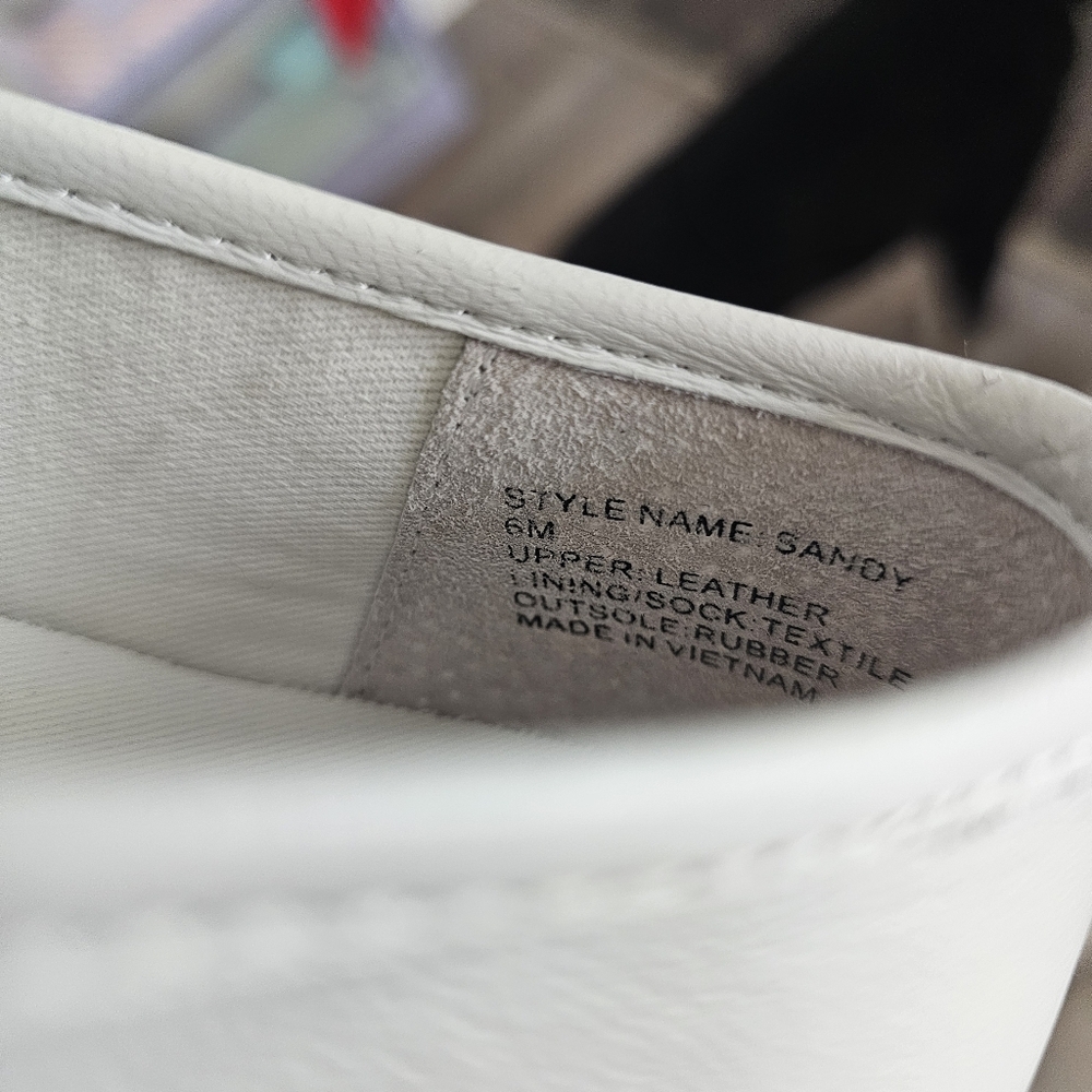 Kate Spade Sandy Sneakers Size 6 - Picture 9 of 9